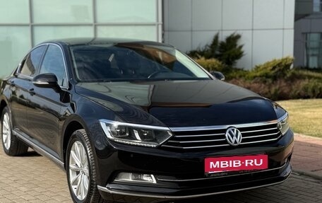 Volkswagen Passat B8 рестайлинг, 2017 год, 1 635 000 рублей, 3 фотография