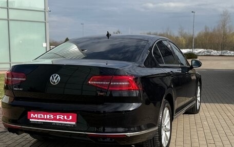 Volkswagen Passat B8 рестайлинг, 2017 год, 1 635 000 рублей, 7 фотография