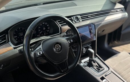 Volkswagen Passat B8 рестайлинг, 2017 год, 1 635 000 рублей, 20 фотография