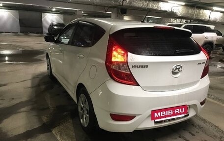 Hyundai Solaris II рестайлинг, 2014 год, 800 000 рублей, 5 фотография