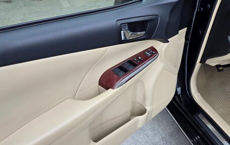 Toyota Camry, 2014 год, 2 100 000 рублей, 10 фотография