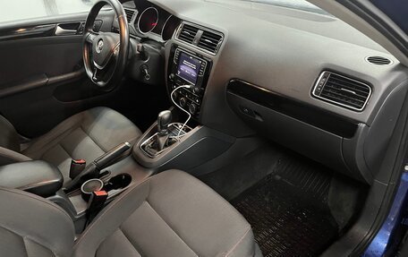 Volkswagen Jetta VI, 2018 год, 870 000 рублей, 6 фотография