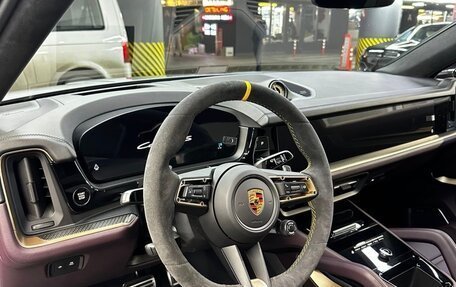 Porsche Cayenne III, 2024 год, 18 800 000 рублей, 2 фотография