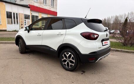 Renault Kaptur I рестайлинг, 2017 год, 1 330 000 рублей, 5 фотография