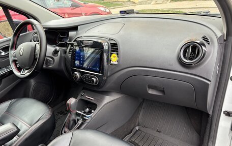 Renault Kaptur I рестайлинг, 2017 год, 1 330 000 рублей, 13 фотография