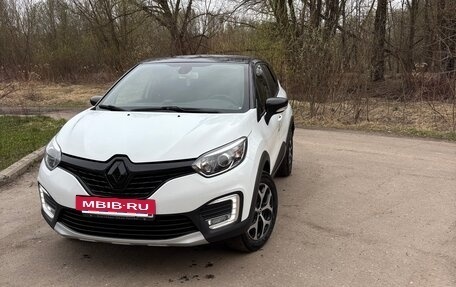 Renault Kaptur I рестайлинг, 2017 год, 1 330 000 рублей, 2 фотография