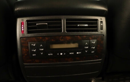 Toyota Land Cruiser 200, 2012 год, 3 849 000 рублей, 28 фотография