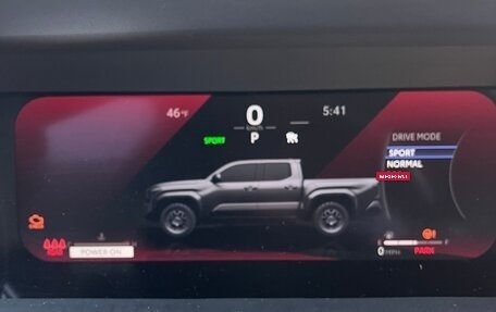 Toyota Tacoma, 2024 год, 9 450 000 рублей, 15 фотография