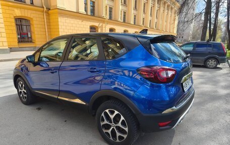 Renault Kaptur I рестайлинг, 2021 год, 1 859 000 рублей, 5 фотография