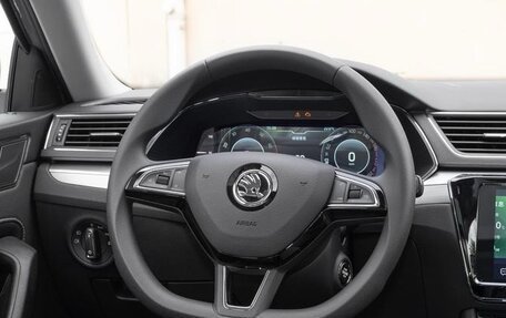 Skoda Superb III рестайлинг, 2025 год, 2 500 000 рублей, 15 фотография