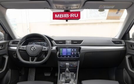 Skoda Superb III рестайлинг, 2025 год, 2 500 000 рублей, 13 фотография