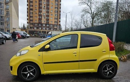 Peugeot 107 I рестайлинг, 2009 год, 400 000 рублей, 3 фотография