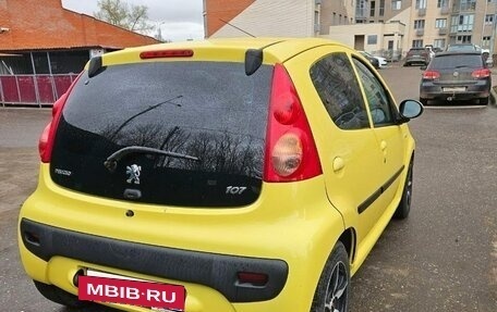 Peugeot 107 I рестайлинг, 2009 год, 400 000 рублей, 6 фотография