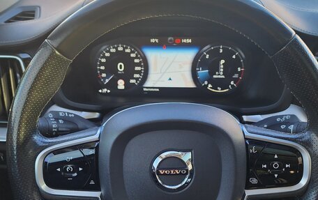 Volvo V60 II, 2019 год, 2 900 000 рублей, 14 фотография