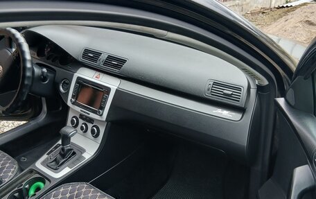 Volkswagen Passat B6, 2005 год, 650 000 рублей, 6 фотография