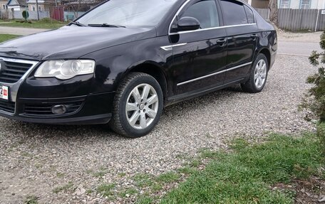 Volkswagen Passat B6, 2005 год, 650 000 рублей, 3 фотография