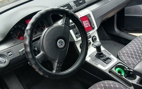 Volkswagen Passat B6, 2005 год, 650 000 рублей, 9 фотография