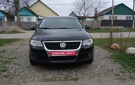 Volkswagen Passat B6, 2005 год, 650 000 рублей, 4 фотография