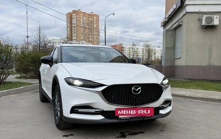 Mazda CX-4, 2023 год, 3 100 000 рублей, 2 фотография