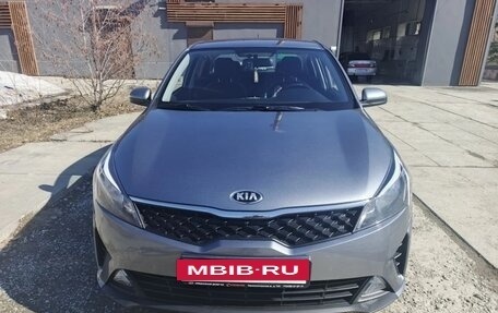 KIA Rio IV, 2020 год, 1 450 000 рублей, 2 фотография