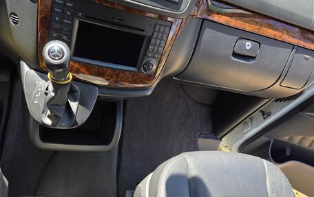 Mercedes-Benz Viano, 2013 год, 2 950 000 рублей, 38 фотография