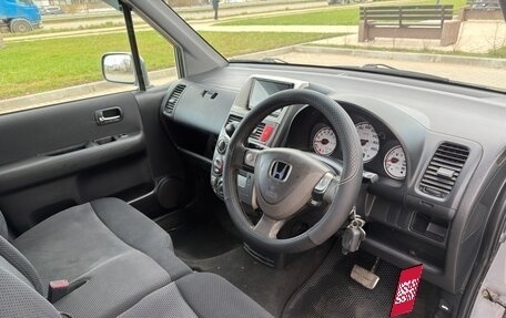 Honda Mobilio Spike I рестайлинг, 2004 год, 345 000 рублей, 27 фотография