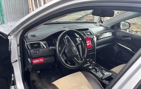 Toyota Camry, 2015 год, 2 200 000 рублей, 5 фотография