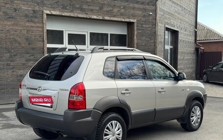 Hyundai Tucson III, 2006 год, 920 000 рублей, 4 фотография