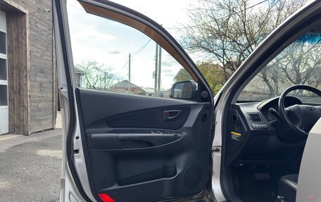 Hyundai Tucson III, 2006 год, 920 000 рублей, 9 фотография