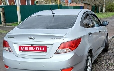 Hyundai Solaris II рестайлинг, 2012 год, 900 000 рублей, 6 фотография