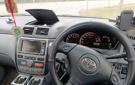 Toyota Ipsum II, 2002 год, 550 000 рублей, 11 фотография