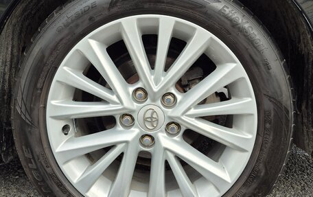 Toyota Camry, 2015 год, 2 350 000 рублей, 10 фотография