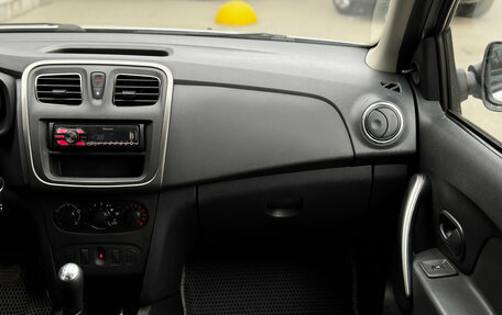 Renault Logan II, 2014 год, 629 000 рублей, 11 фотография