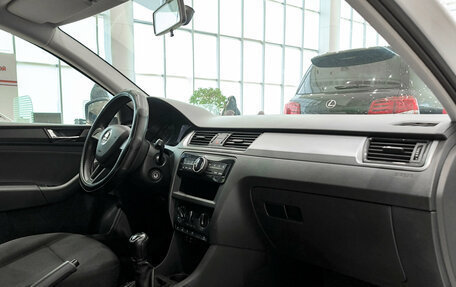 Skoda Rapid I, 2018 год, 1 180 000 рублей, 11 фотография