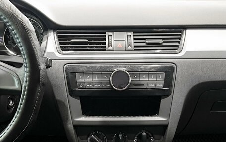 Skoda Rapid I, 2018 год, 1 180 000 рублей, 15 фотография