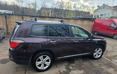 Toyota Highlander III, 2011 год, 2 100 000 рублей, 5 фотография