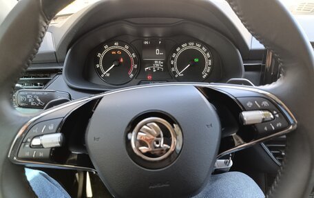 Skoda Rapid II, 2020 год, 1 900 000 рублей, 14 фотография