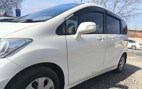 Honda Freed I, 2012 год, 1 200 000 рублей, 3 фотография