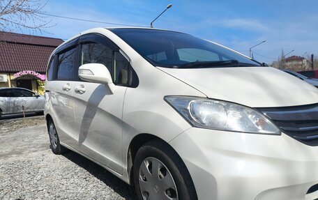 Honda Freed I, 2012 год, 1 200 000 рублей, 2 фотография