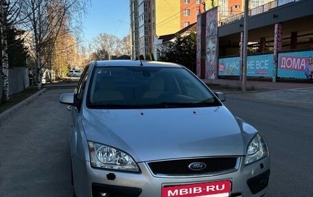 Ford Focus II рестайлинг, 2006 год, 350 000 рублей, 3 фотография