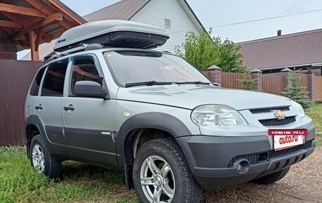 Chevrolet Niva I рестайлинг, 2013 год, 620 000 рублей, 2 фотография