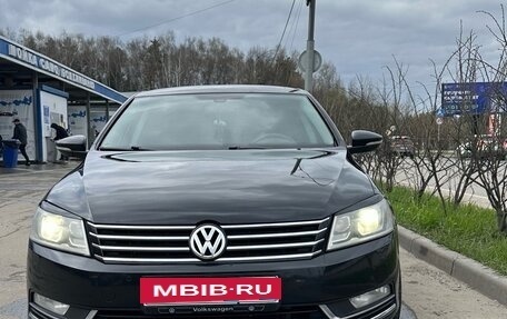Volkswagen Passat B7, 2011 год, 950 000 рублей, 2 фотография
