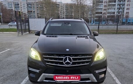 Mercedes-Benz M-Класс, 2014 год, 3 200 000 рублей, 3 фотография
