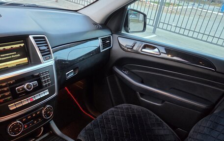 Mercedes-Benz M-Класс, 2014 год, 3 200 000 рублей, 12 фотография