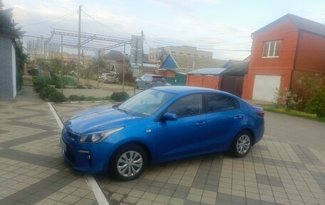 KIA Rio IV, 2018 год, 1 250 000 рублей, 1 фотография