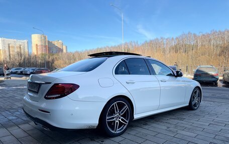 Mercedes-Benz E-Класс, 2017 год, 3 349 000 рублей, 5 фотография