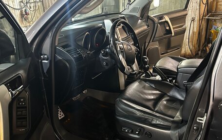 Toyota Land Cruiser Prado 150 рестайлинг 2, 2013 год, 2 900 000 рублей, 7 фотография