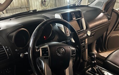 Toyota Land Cruiser Prado 150 рестайлинг 2, 2013 год, 2 900 000 рублей, 6 фотография