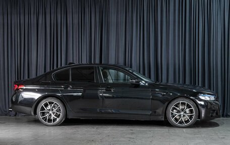 BMW 5 серия, 2018 год, 3 000 000 рублей, 5 фотография