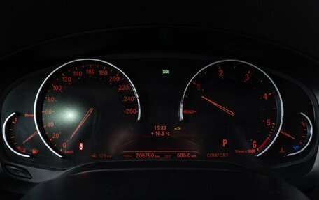 BMW 5 серия, 2018 год, 3 000 000 рублей, 12 фотография